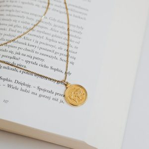 Kin Gold Coin Pendant Necklace
